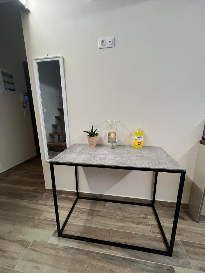 Ferienwohnung Kalamata City Loft Exterior foto